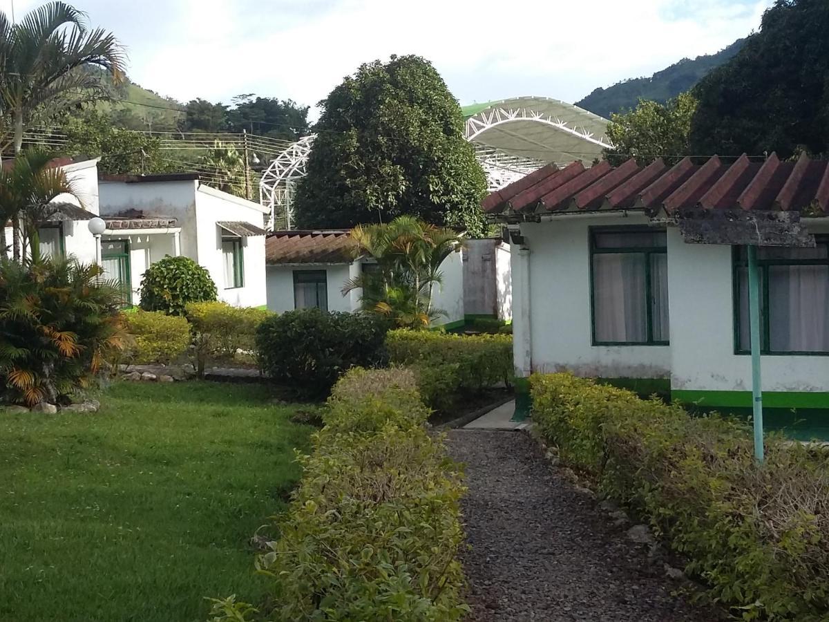 Servituristicos La Esmeralda Santa María Exterior foto